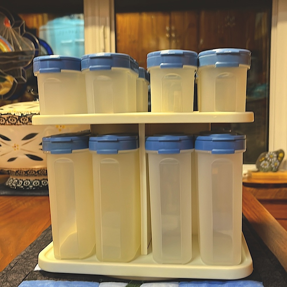 Vintage Tupperware Shaker Set